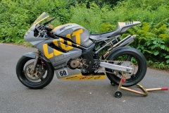 sv650-racebike-track-suzuki-2