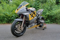 sv650-racebike-track-suzuki-4