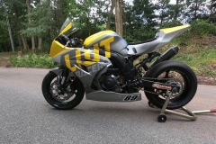 Sv650-superbike-racebike-8