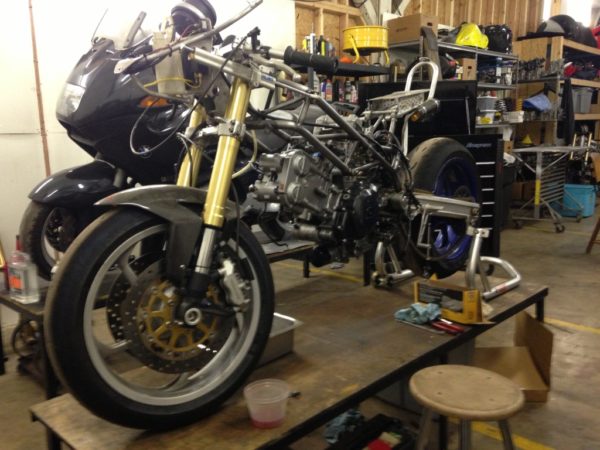 SV650 Custom Built Frame Madness – LWT RACER